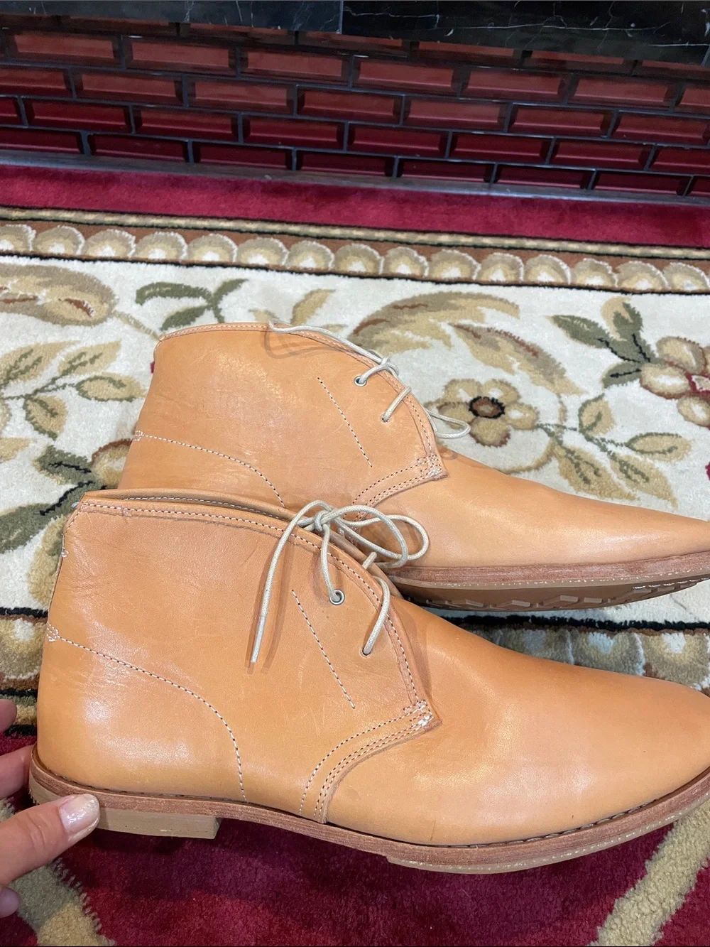 Men's Tan Leather Chukka Boots — Casual Lace-Up Style